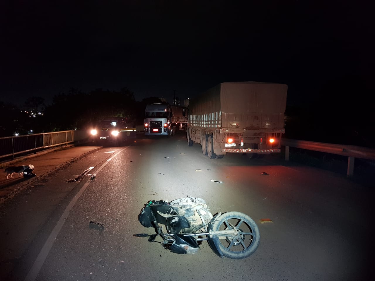 Motociclista fica gravemente ferido em acidente na Ponte do Rio Madeira