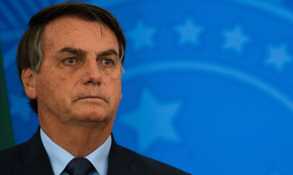 Bolsonaro sanciona MP do auxílio emergencial de R$ 600 reais