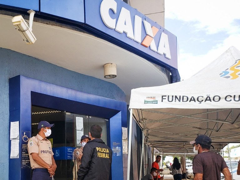 Polícia Federal prende mulher tentando sacar auxílio emergencial com documento falso em Rondônia