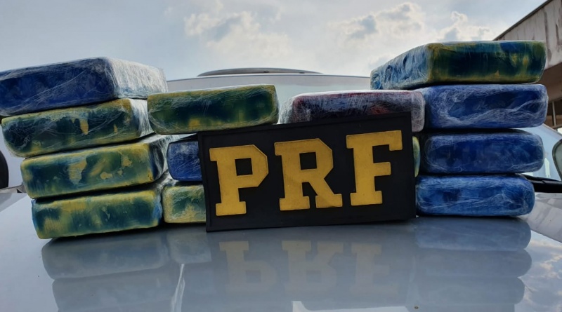 PRF apreende mais de 15 Kg de cocaína e prende duas pessoas na BR-364