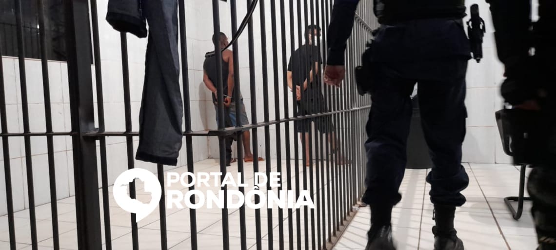 Homens rendem motorista e roubam caminhão de frete para carregar eletrodomésticos furtados de loja em Porto Velho
