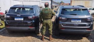 bpfron-7-8-300x135-1 Polícia Militar prende bando tentando atravessar veículos Jeep Compass para Bolívia