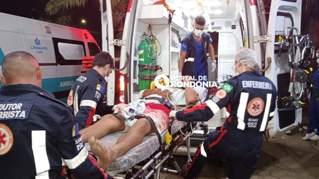B7BC0DE3-3FE3-42EC-B415-D35CFC5723BD-1024x576 Homem é atacado a tiros em frente de casa durante roubo no bairro São Francisco