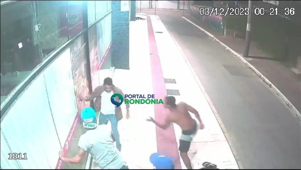 WhatsApp-Image-2023-12-12-at-12.34.32-2-1024x579 Cantor rondoniense é espancado por três homens em Balneário Camboriú