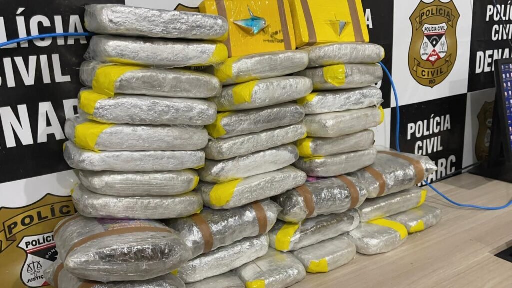 1000805019-1024x576 Denarc prende traficante com grande quantidade de drogas na zona sul de Porto Velho