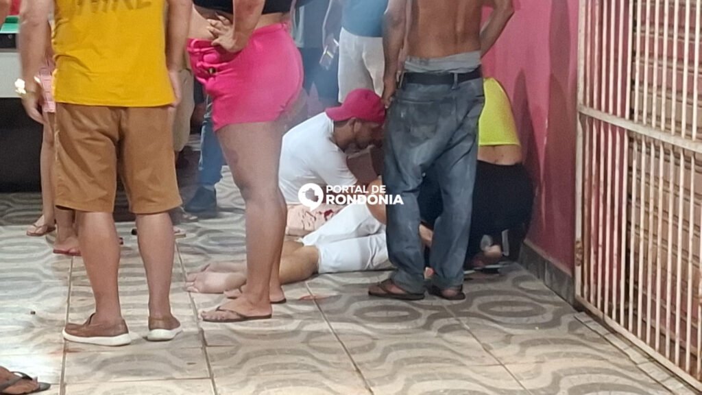 66B57080-6935-479C-BA46-B01F055858D2-1024x576 Homem morre e outro fica ferido durante ataque a tiros em bar na zona leste