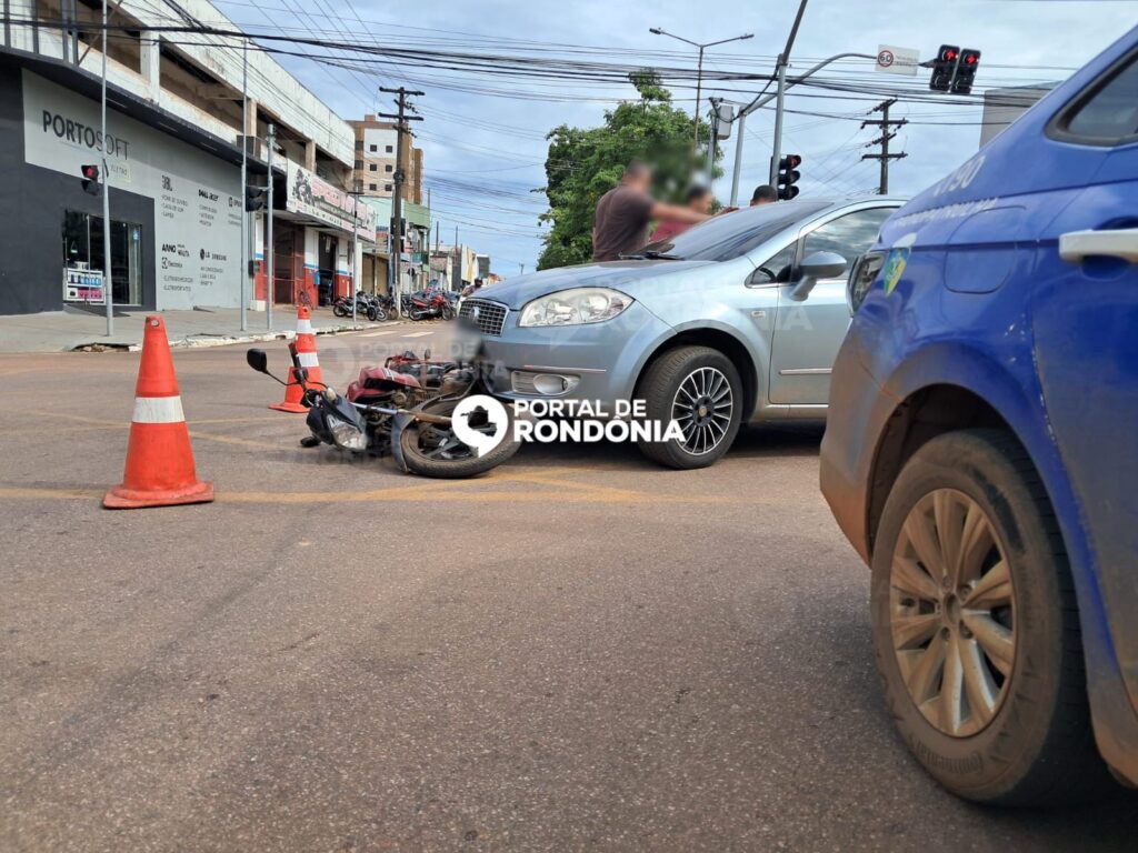 WhatsApp-Image-2026-02-23-at-09.22.35-1024x768 Acidente entre carro e moto deixa mulher com suspeita de fratura na avenida Calama