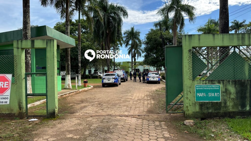 146496E2-775B-44EA-9E6E-31E7F1F63B71-1024x576 Vigilante é atingido a tiros no Ministério da Agricultura em Porto Velho