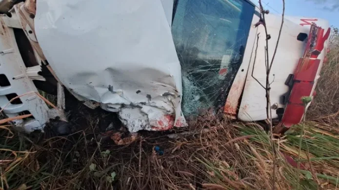 glide-1 Motociclista morre após acidente com ambulância no interior de Rondônia