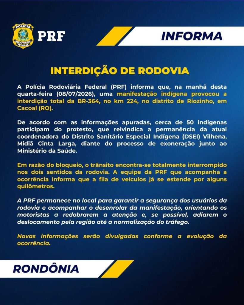 d659abdb-7acf-4ce9-a556-e6f3bc7cbe28-819x1024 Manifestação indígena interdita BR-364 e provoca fila de veículos em Rondônia