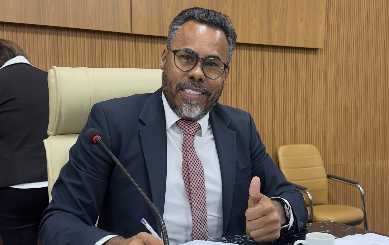 Fique por dentro: Dr. Santana tem projeto de Lei aprovado na Câmara que garante isenção de taxa em concursos públicos para mesários eleitorais