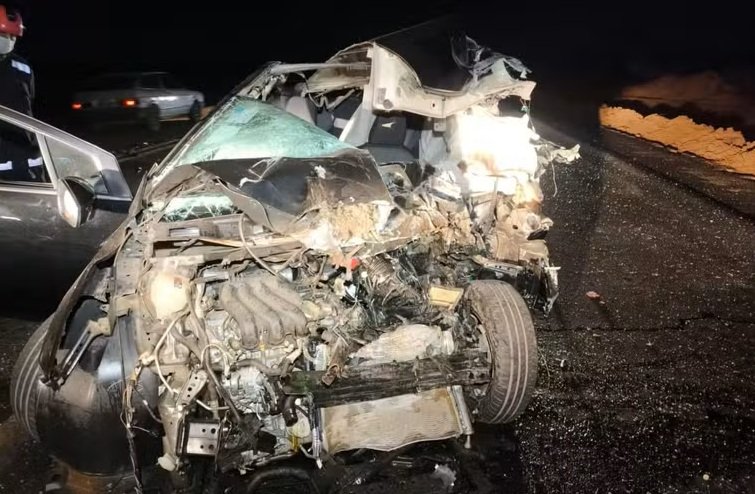 Motorista perde a vida após bater de frente com caminhão na BR-364